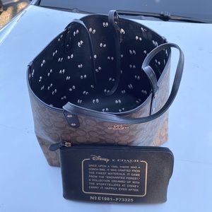 Coach 7 dwarfs reversible tote
